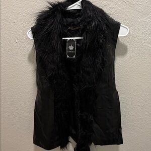 Lanshifei Women's Black Faux Fur Leather Vest, NEW